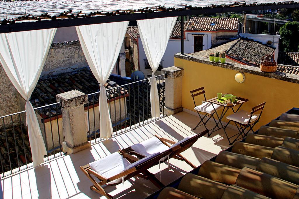 Trinasicula Ragusa Ibla Стая снимка